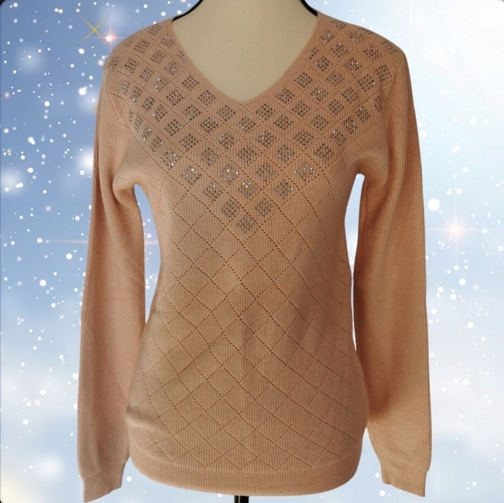Yuna V-Neck Soft Sweater w/ Studded Bodice in Light Pink - Sz S/M Open To Offers